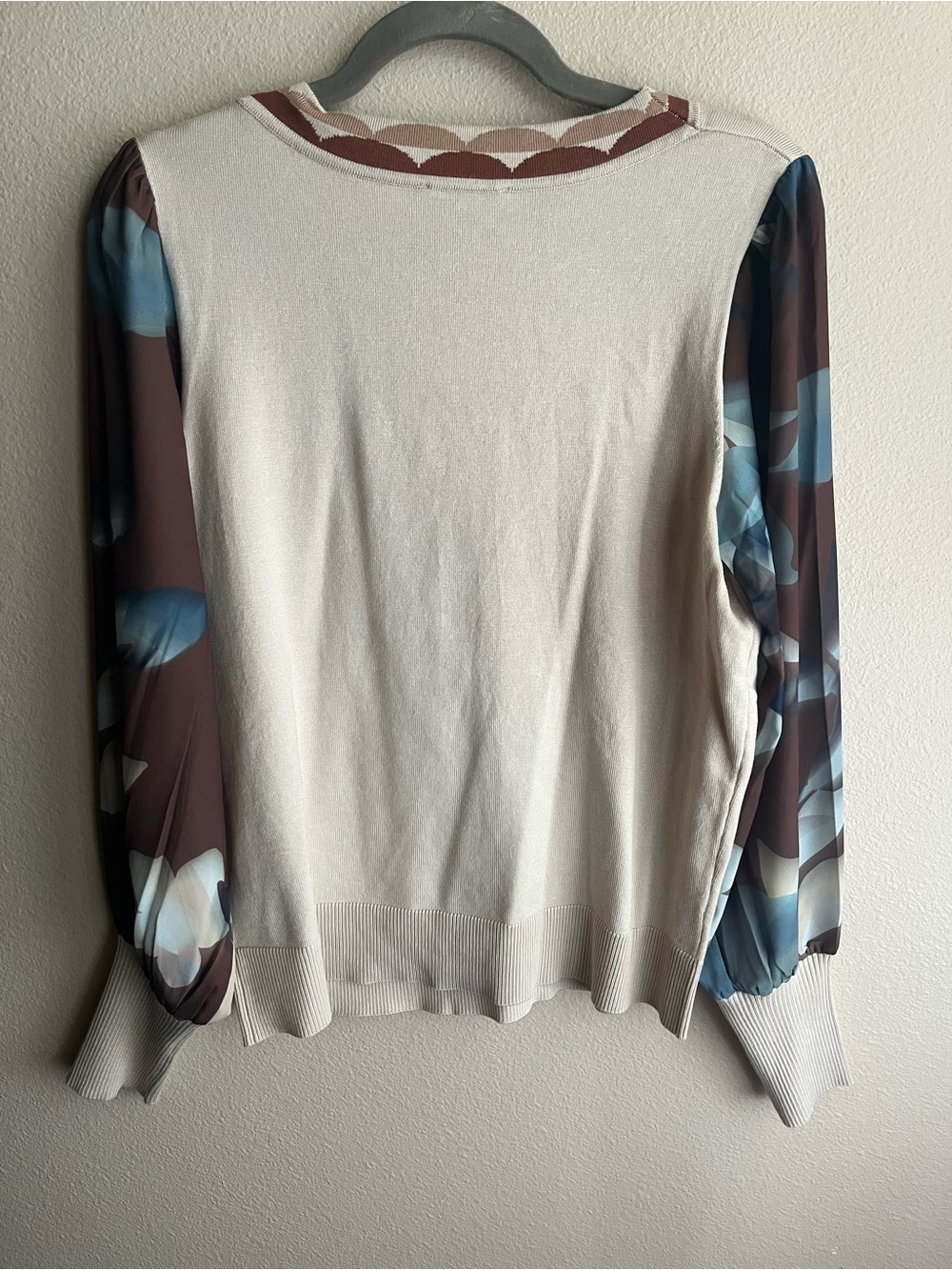 Rio & Rian Cream Knit Sweatshirt with Printed Puff Sleeves - Picture 4 of 5